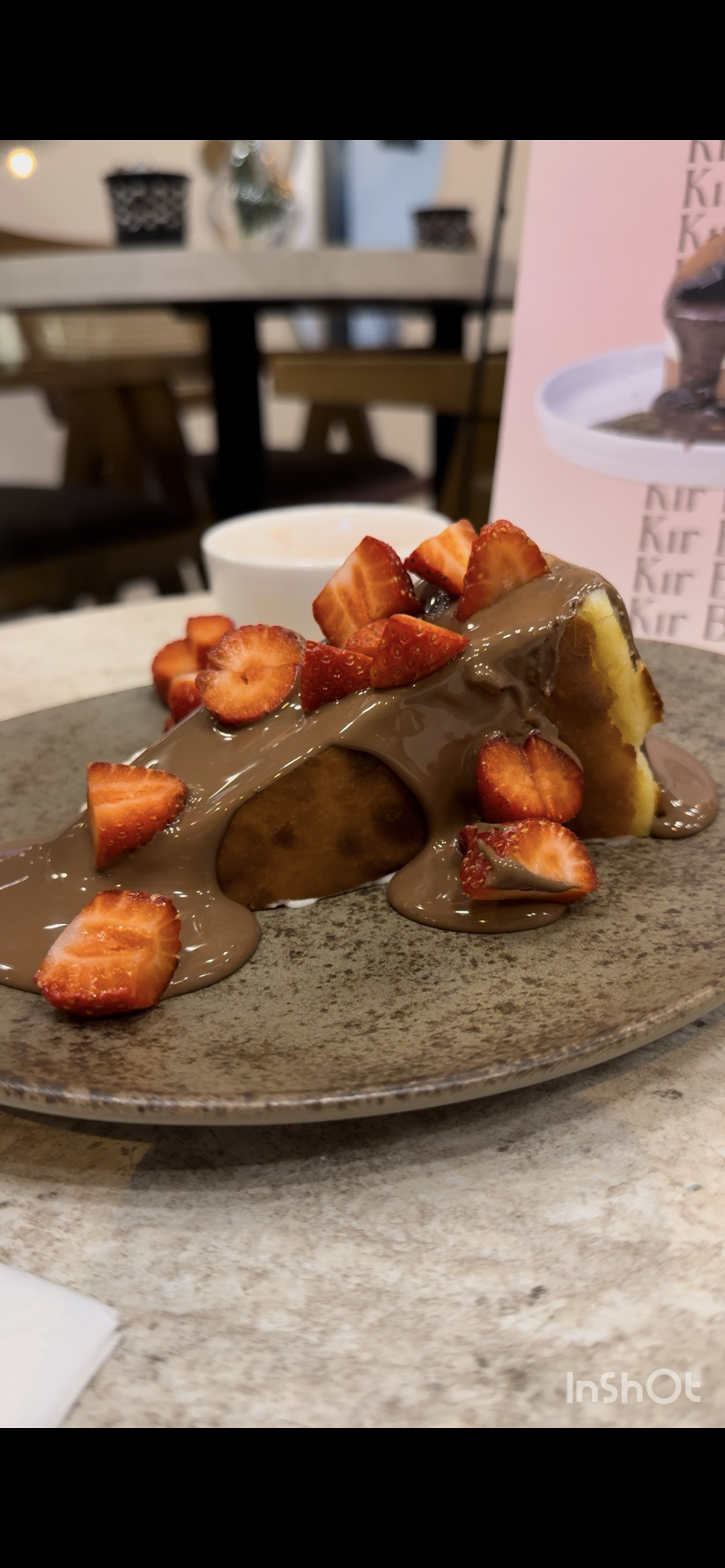 Çilek süslemeli san sebastian resmi